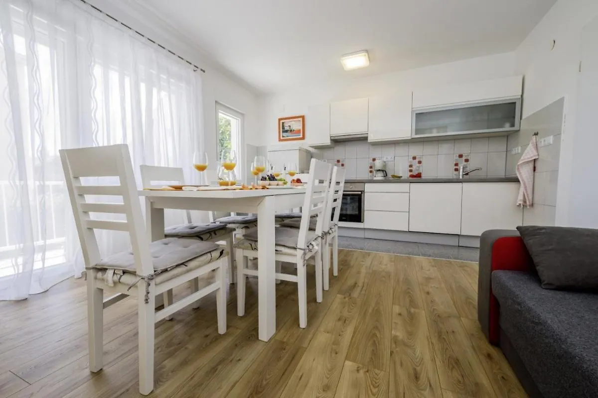 Ani In Trogir * Mittel-Dalmatien Hotell Donji Seget Kroatien