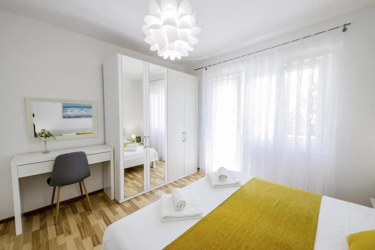 Pensionat Ani In Trogir * Mittel-Dalmatien Hotell Donji Seget