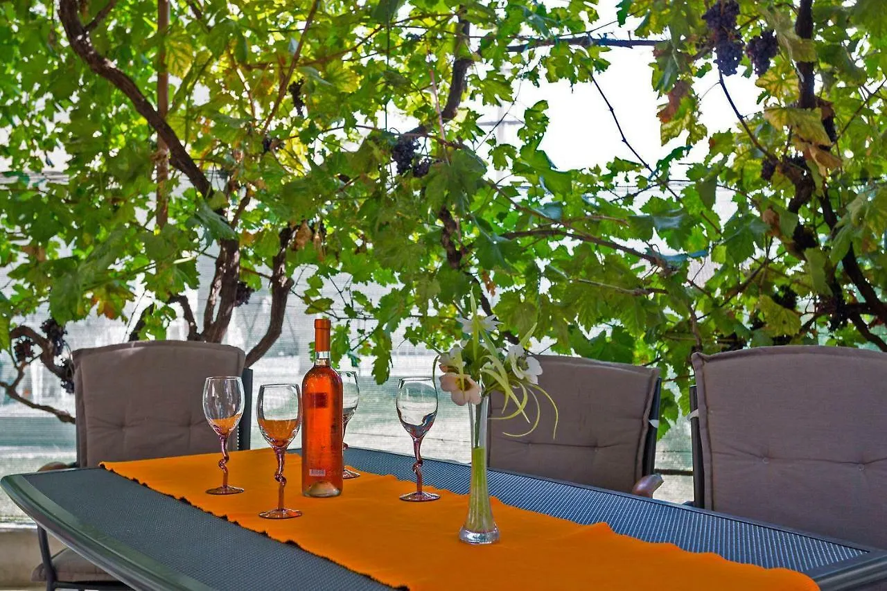 Pensionat Ani In Trogir * Mittel-Dalmatien Hotell Donji Seget